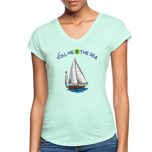 You, Me & The Sea V-Neck T-Shirt - mint